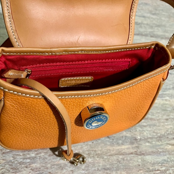 Dooney & Bourke pebble grain satchel - Picture 2 of 16